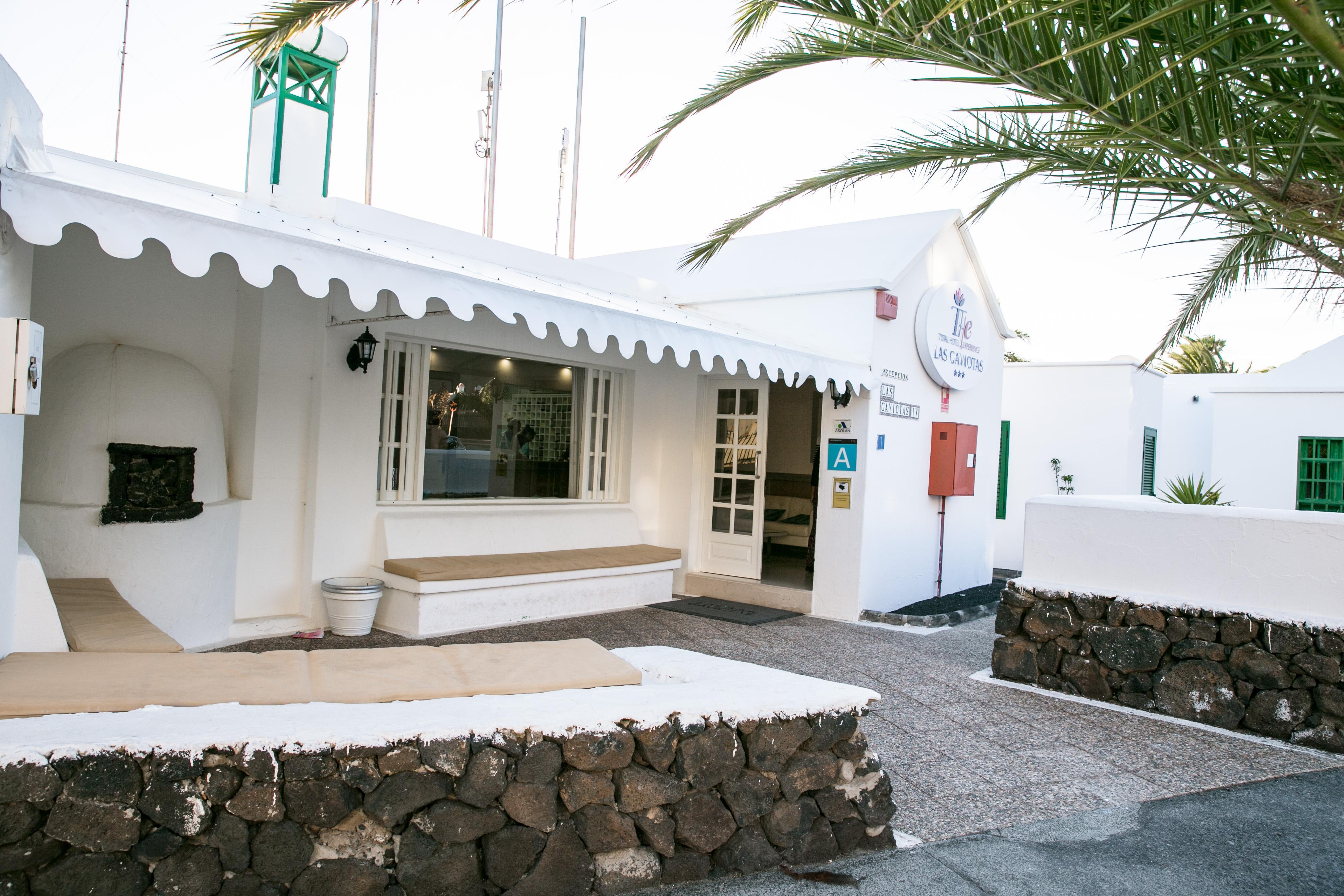 Apartamentos Livvo Las Gaviotas Puerto del Carmen  Exterior photo