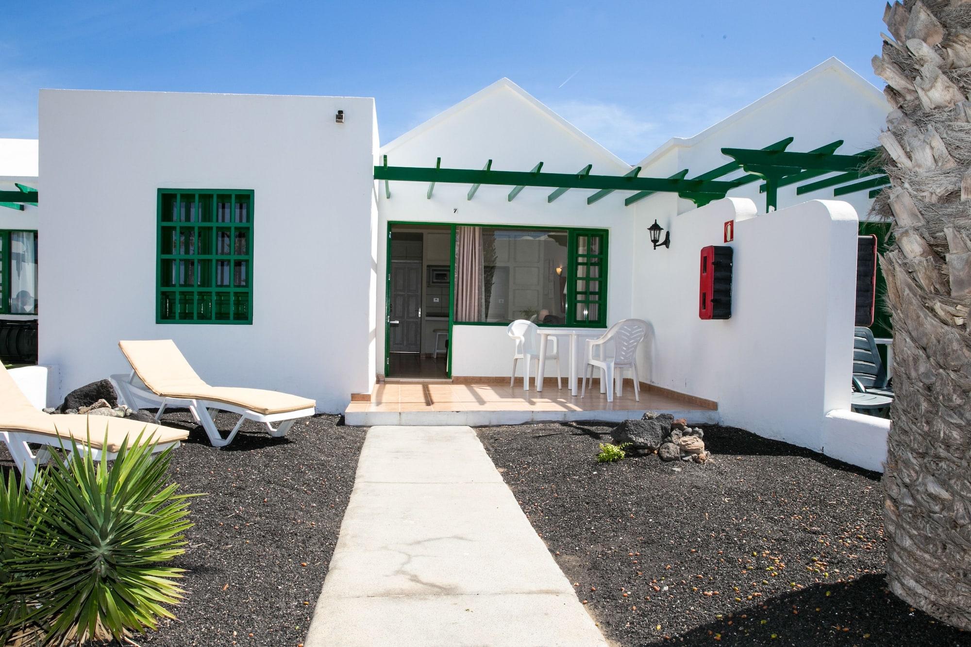 Apartamentos Livvo Las Gaviotas Puerto del Carmen  Exterior photo